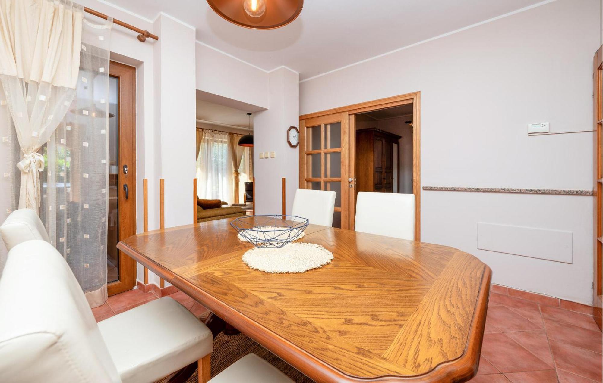 Stunning Apartment In Rovinj With Kitchen Luaran gambar